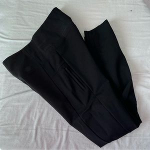 Banana Republic black leggings size small.  Excellent condition, no stretching